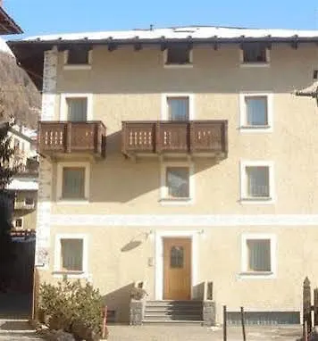Casa Stefano E Lucia Apartahotel 3*