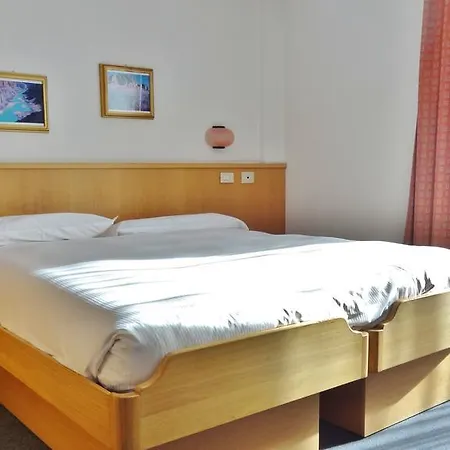 Apart Otel Casa Stefano E Lucia 3*