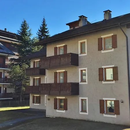 Casa Stefano E Lucia Hotel apartamentowy Bormio